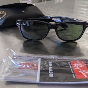 Ray ban wayfarer sunglasses
